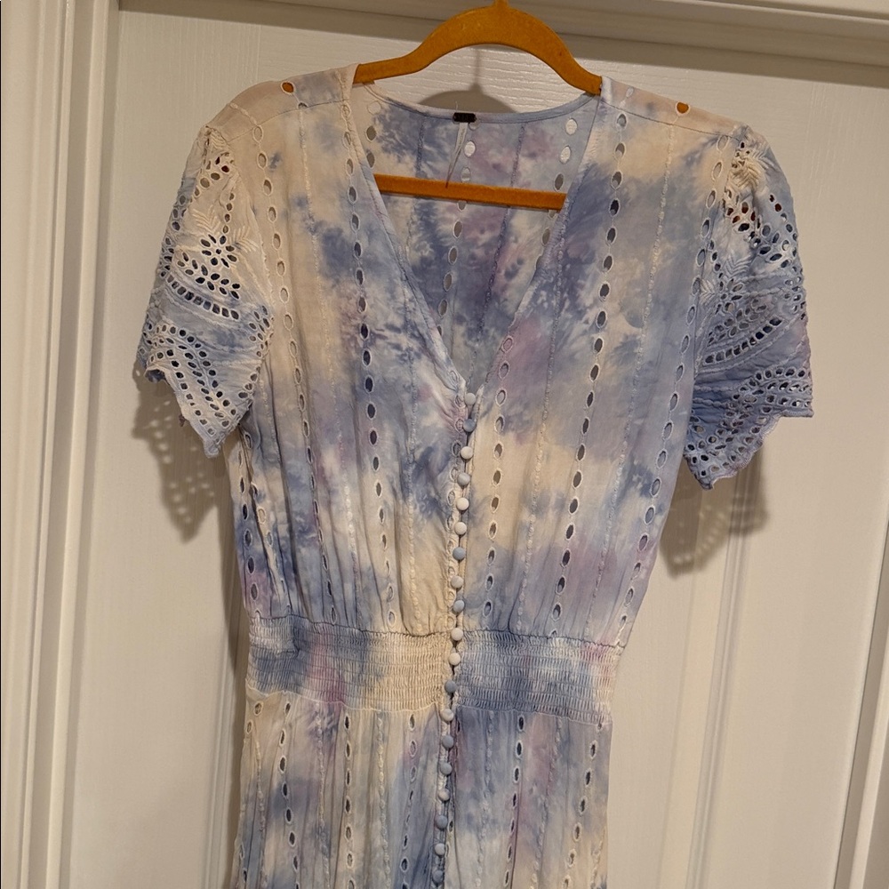 YFB Young Fabulous & Broke Costa
Maxi Dress M Tie Dye Eyelet Lace - Picture 7 of 12